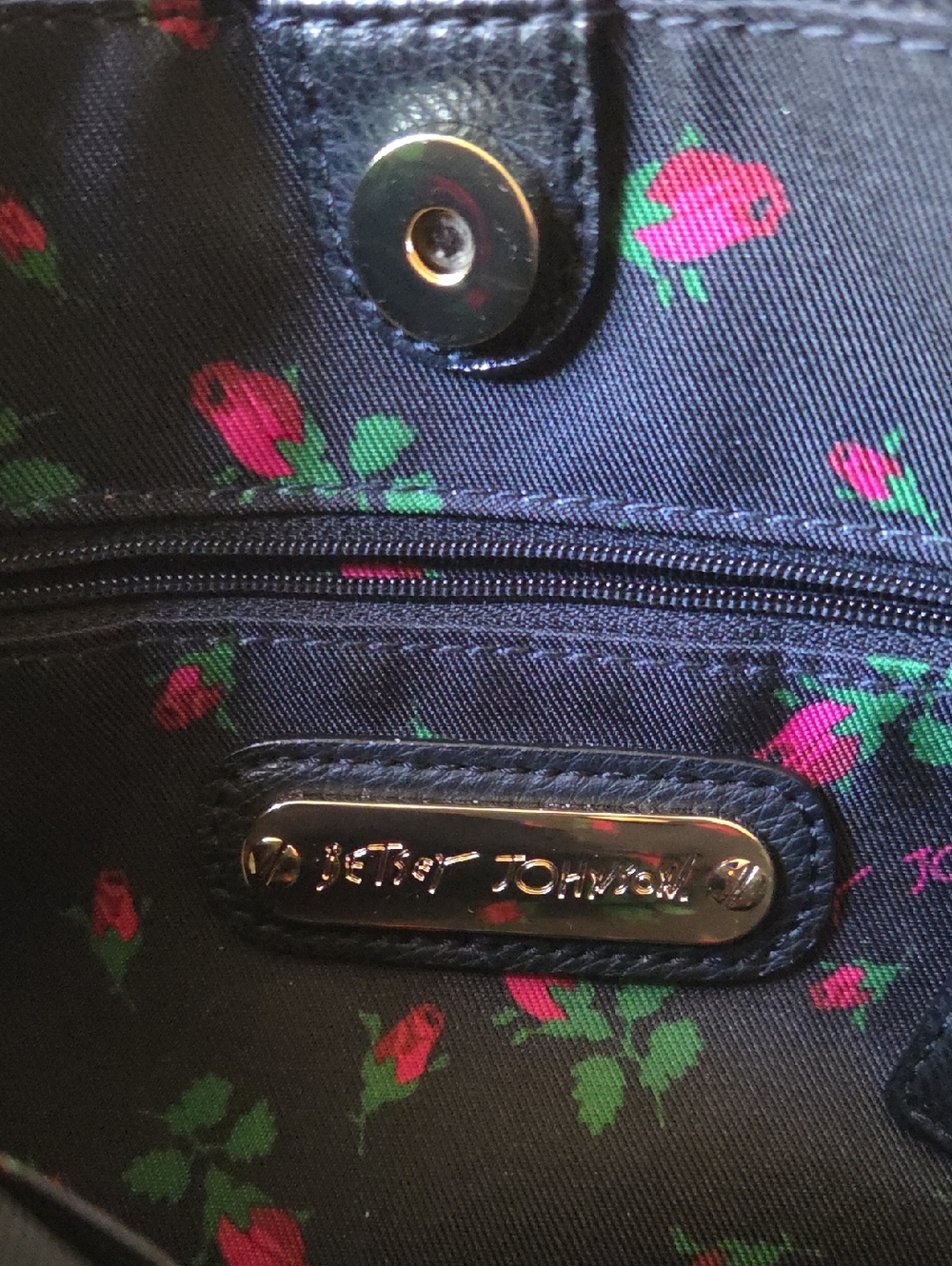 Betsey Johnson Black Vegan Leather Rhinestone Bling Crossbody Shoulder Bag, NWOT - Picture 7 of 7